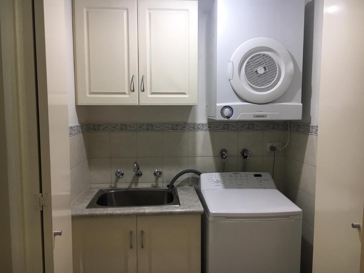 West End Apartments Фриментъл Екстериор снимка