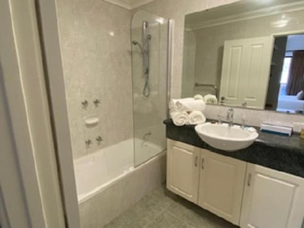 West End Apartments Фриментъл Екстериор снимка