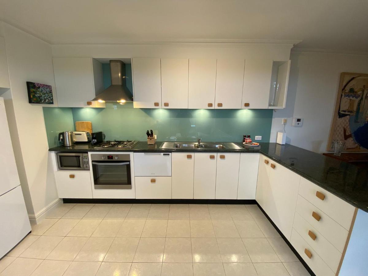 West End Apartments Фриментъл Екстериор снимка